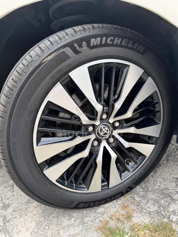 Toyota Alphard 3.5 V6 Facelift 8 Speed Local CBU - 3
