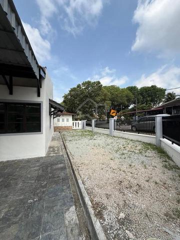Taman Air Biru Corner Single Storey Terrace House Pasir Gudang 1