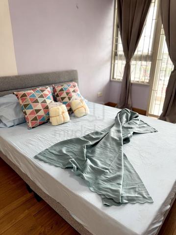 Master Room Saville Cheras (Female Unit+Private Bathroom+Balcony+MRT) 1