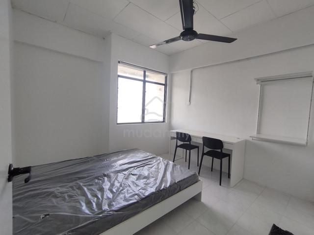 Master Room in Georgetown Heritage 1