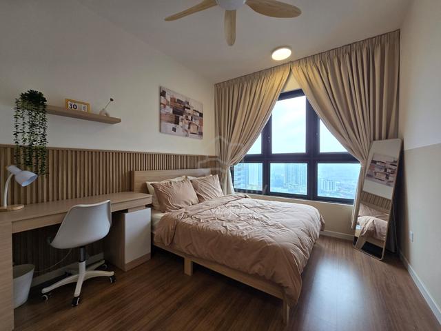 M Vertica Master Bedroom 1