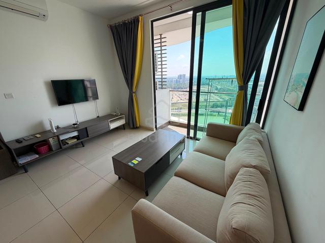 The M @ Medini Macrolink 1