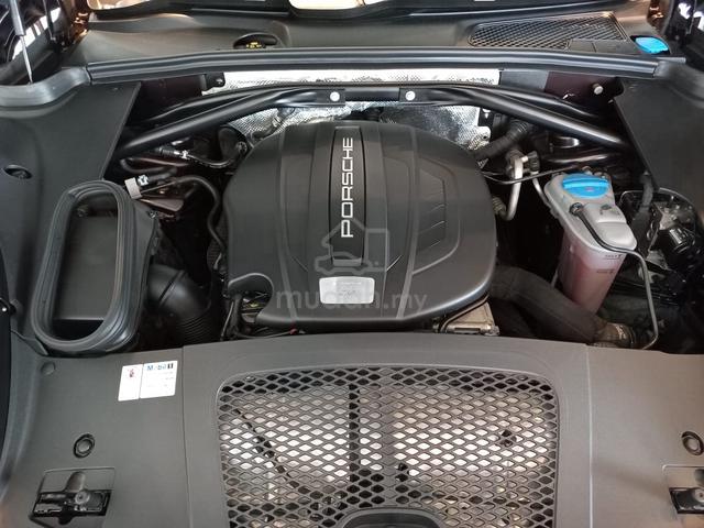 2016 Porsche MACAN 2.0 GTS TURBO CBU NEW FACELIFT - 3