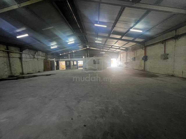 Mak Mandin Warehouse factory Near Penang Port with spacious backyard 1