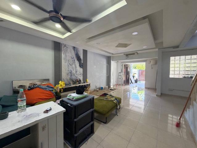 2sty Teres Reno Full Extend Kitchen, Face Open, Bukit Puchong Non Bumi 1