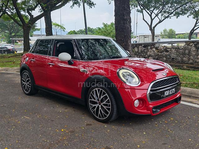 2017 Mini COOPER 2.0 S F55 (A) JCW SPORT - 1
