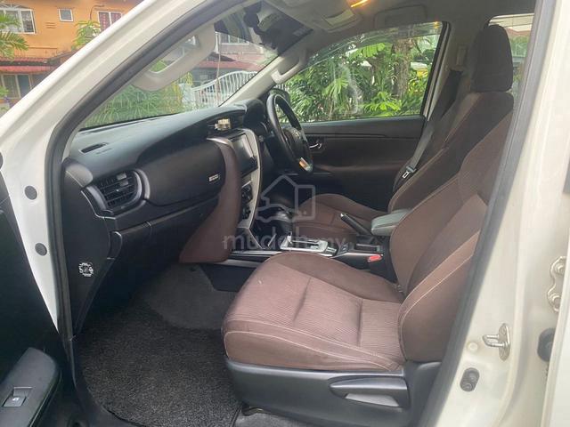 2016 Toyota FORTUNER 2.4 AT - 4