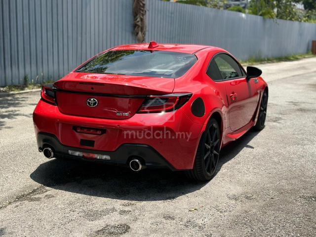 RECON UNREG 2025 Toyota GR86 2.4 RZ - 4