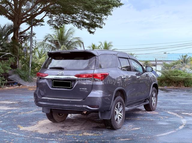 2017 Toyota FORTUNER 2.4 VRZ (A) - 4