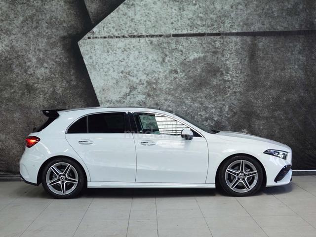 2023 Mercedes Benz A180 1.3 AMG FULL SPEC 2023 - 4
