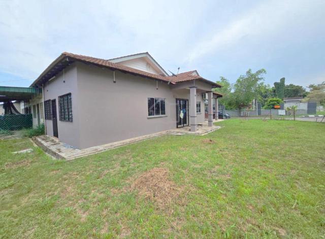 [Freehold] Super Luas Corner Lot Teres Setingkat Taman Rompin Makmur 1