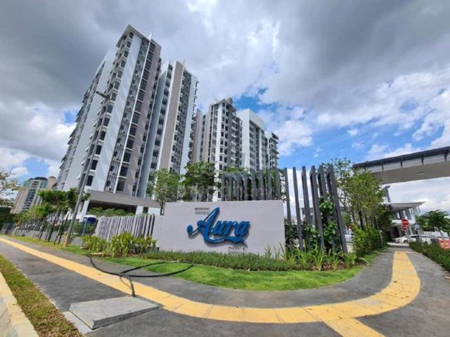 Aura Residence 1