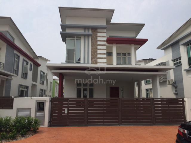 New 2 storey bungalow house at casa idaman ,  Bandar Setia alam 1