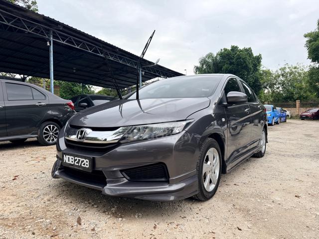 Honda CITY 1.5 Facelift GM6 (A)-15 - 2