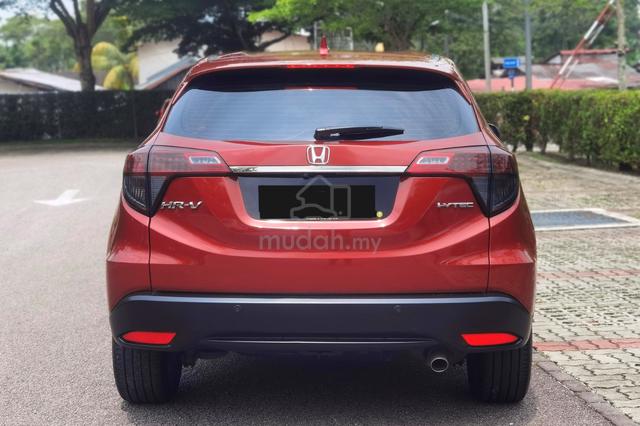 2021 Honda HR-V 1.8  (A) Full Leather (((OFFER))) - 4
