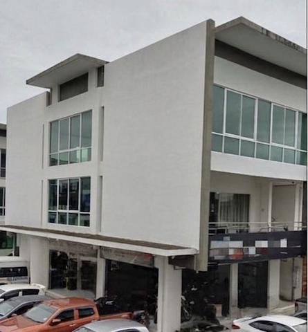 Royal Plaza Putatan | 3 Storey Shoplot Corner | For Sale:~ 1
