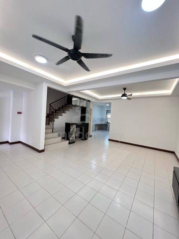 Kulai, Bandar Putra, Jalan Merak , 2"Storey, 22"x65", 4 BedRoom, G&G 3
