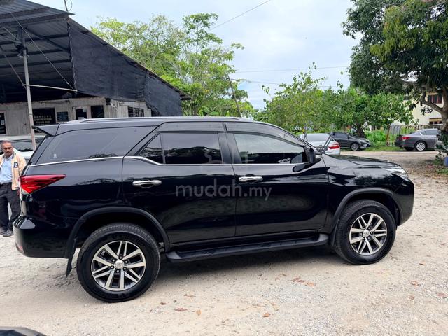 Toyota FORTUNER 2.7 SRZ 4X4 P Boot (A)-17 - 2