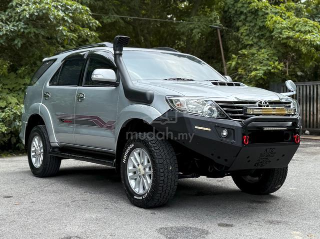 2013 Toyota FORTUNER 2.5 G (A) - 1