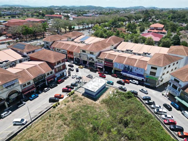 LAGENDA HEIGHTS | 2 STOREY SHOP LOT | Sell With Tenancy 1