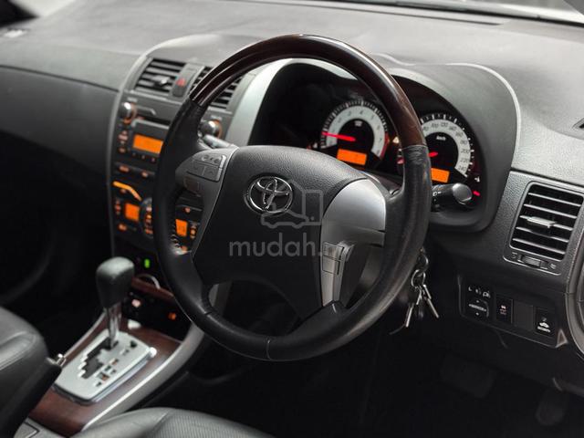 2012 Toyota Corolla Altis 1.8 G Dual VVT-i Facelif - 3
