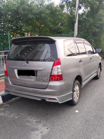 2012 Toyota INNOVA 2.0 E (A) - 2