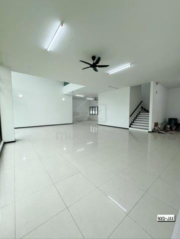 Double Storey Bungalow With Rooftop For RENT @ Lama Villa Meru Klang 1