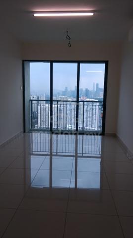 KL Traders Square Residences 1