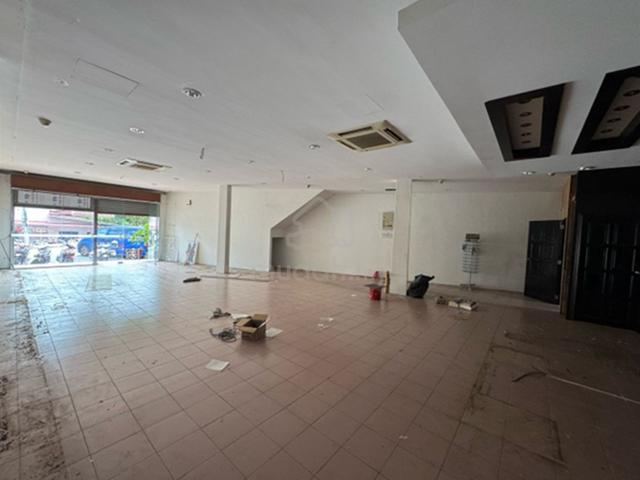 SHOP, 3 STOREYS, Main Road, Pekan Pangkor, 32300 Pangkor Island, Perak 1
