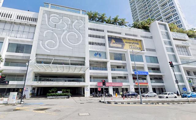 Southbay Plaza Corner Unit , 1058sqft Shop Lot at Batu Maung 1