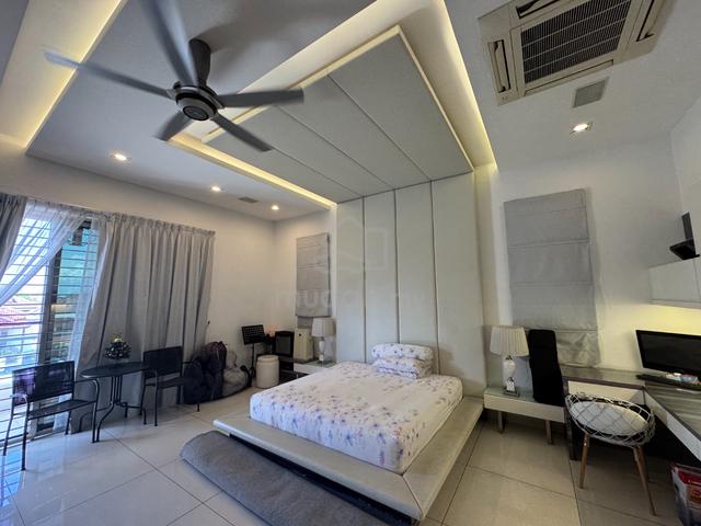 Luxury Bungalow Below Market Value For Sale @ B'worth 1