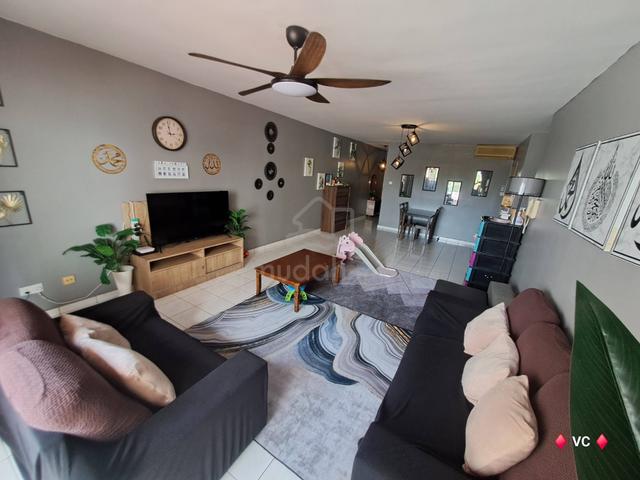 Waikiki Condominium 1