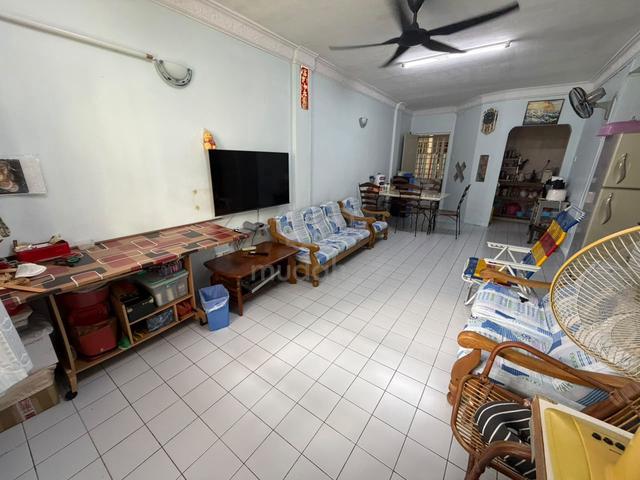 Rumah Pangsa Permas Jaya 1