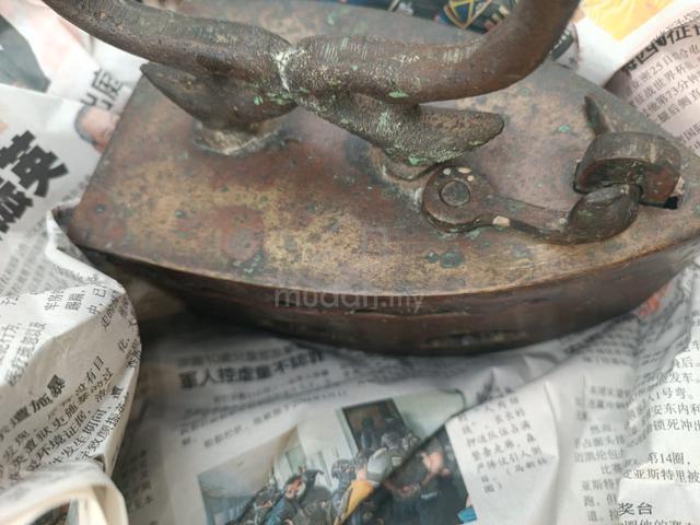 Carousel Image
