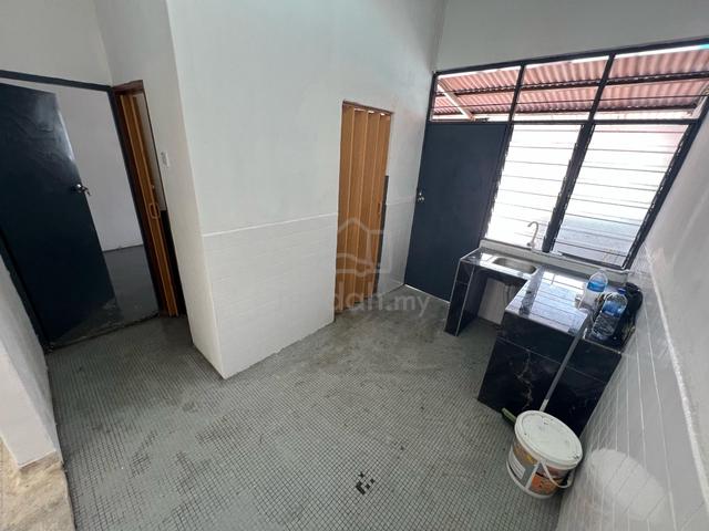Single Storey Taman Desa Rhu Sikamat Senawang (REFURBISHED) 5