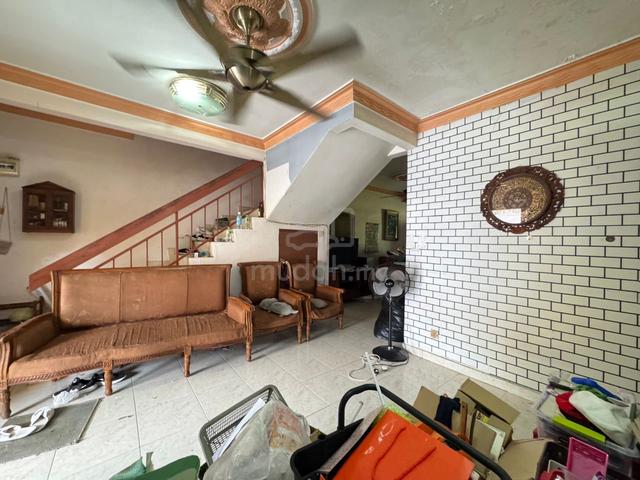 Bumi lot【 Renovated 】 2 Storey House, Taman Bidara Selayang Batu Caves 1