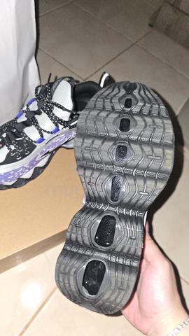 Limited design Mizuno Shoes from Japan🇯🇵 - photo 2 of 6