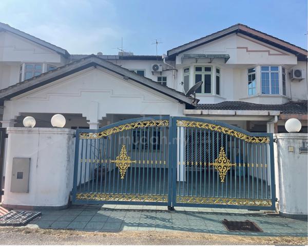 Nice Air Putih 2 Story Terrace House 1
