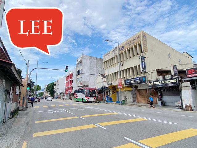 [ WELD QUAY ] 3 sty building 5000sf | facing jetty main road - HK 1