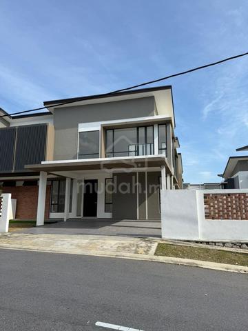 【Gated Guarded!】🔥Double Storey Semi D at Country Villas Resort Orna 1