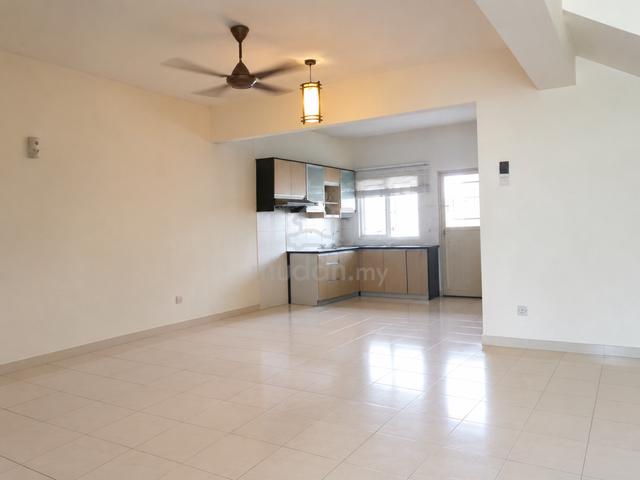 2 Storey Seri Bangi Seksyen 8 Bandar Baru Bangi Depan Padang 1
