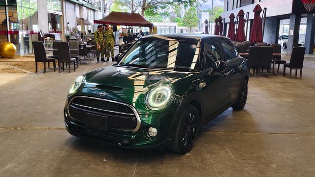 Full Loan 2019 Mini COOPER 2.0 S 5Door - 1