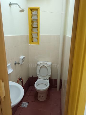 Sri Gotong Apartment 5