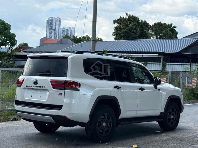 Petrol 2024 Toyota LANDCRUISER 3.4 300 GR SPORT(A) - 5