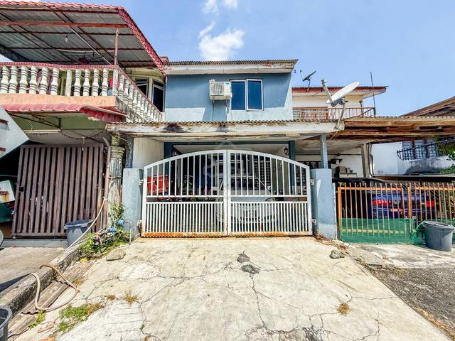 FULL LOAN Facing Open Double Storey Taman Anggerik, Salak Tinggi 1