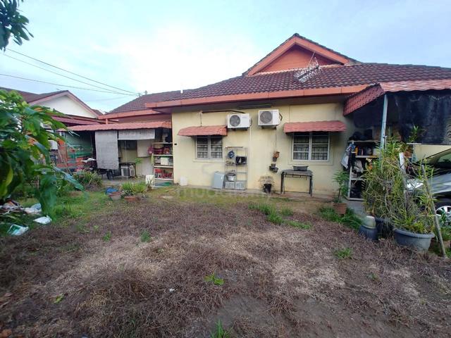 Bandar Springhill Lukut Port Dickson CornerLot 1Storey House Freehold 1
