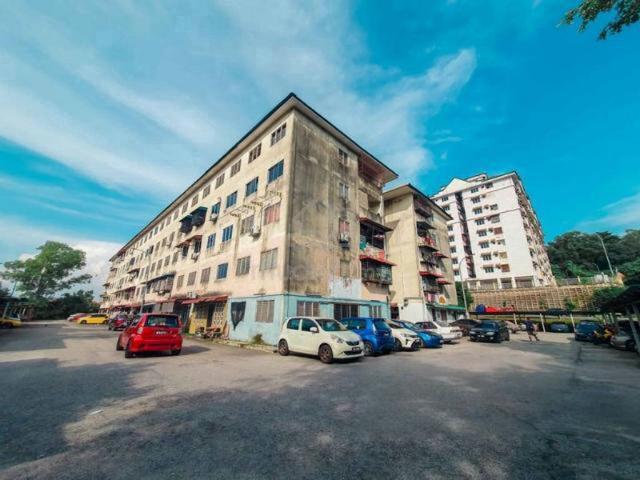 Taman Bukit Mutiara Apartment 2