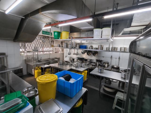 【Bdr Puteri Puchong🔥】Hottest Road Restaurant Setup Grd Flr Shoplot f 1