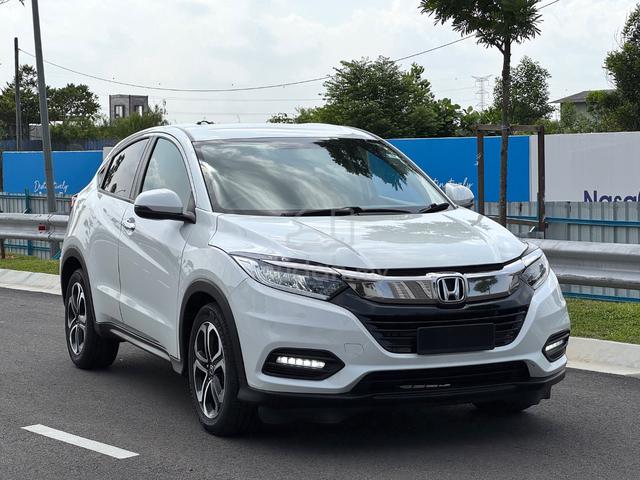 2021 Honda HR-V 1.8 V MY16 FACELIFT (A) - 2