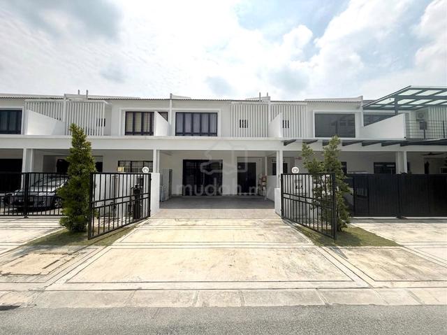 LOWEST PRICE FREEHOLD OPEN LOT 2 Sty House Sejati Lakeside Cyberjaya 1